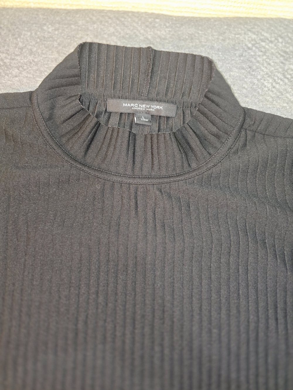 Marc New York Black Puff Sleeve Ribbed Top - Picture 3 of 4
